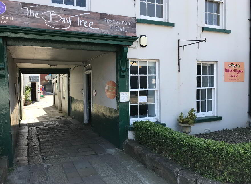 Unit 1, 120 High Street, Holywood, BT18 9HW