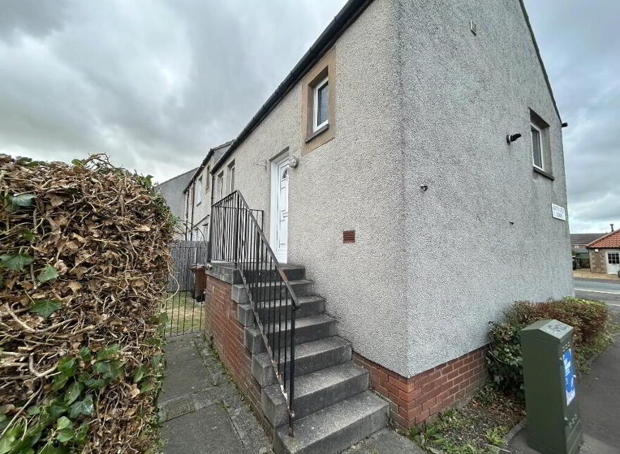 1 South Gyle Loan, Edinburgh, EH12 9EN
