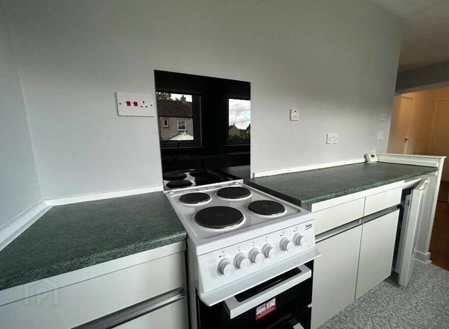 1 South Gyle Loan, Edinburgh, EH12 9EN