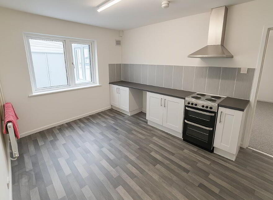 1A Cabinhill Mews, Belfast, BT5 7AE