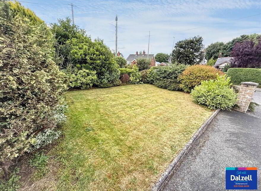 41 Woodland Park, Lisburn, BT28 1LQ