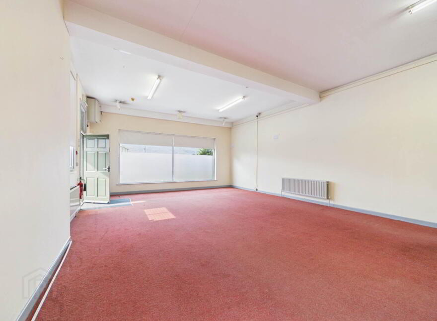 Greystone Street, Carrick-On-Suir, E32FD27
