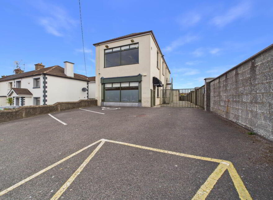 Greystone Street, Carrick-On-Suir, E32FD27