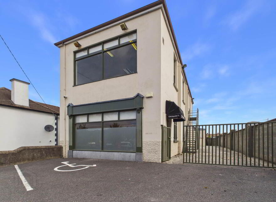 Greystone Street, Carrick-On-Suir, E32FD27