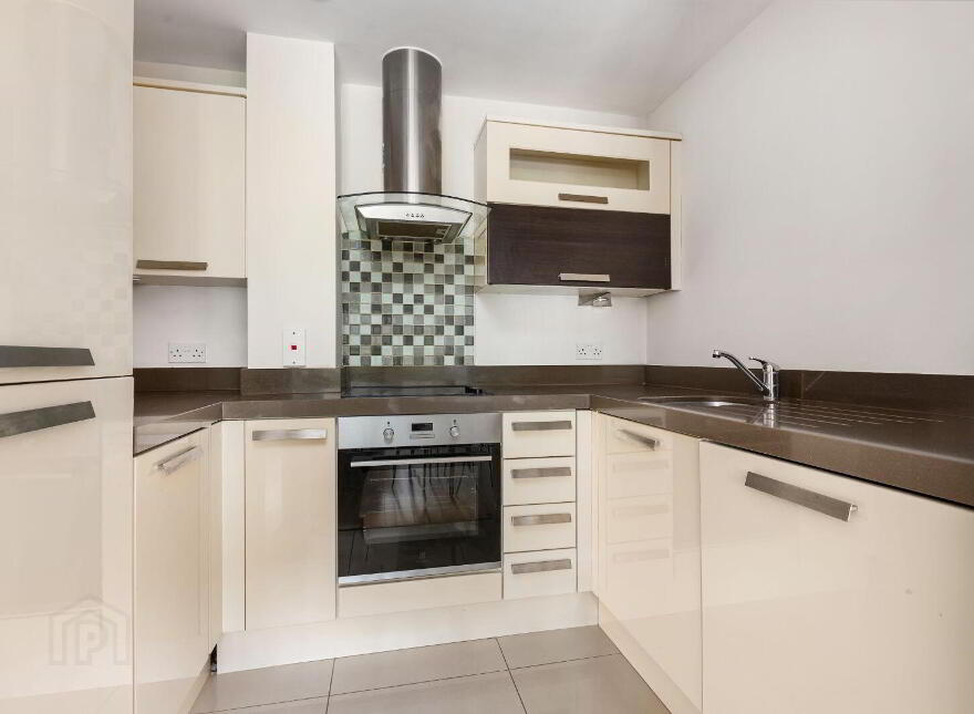 Apartment 2 Ardavon Hall, Hazelbrook Square, Churchtown, Churchtown, D14PR44