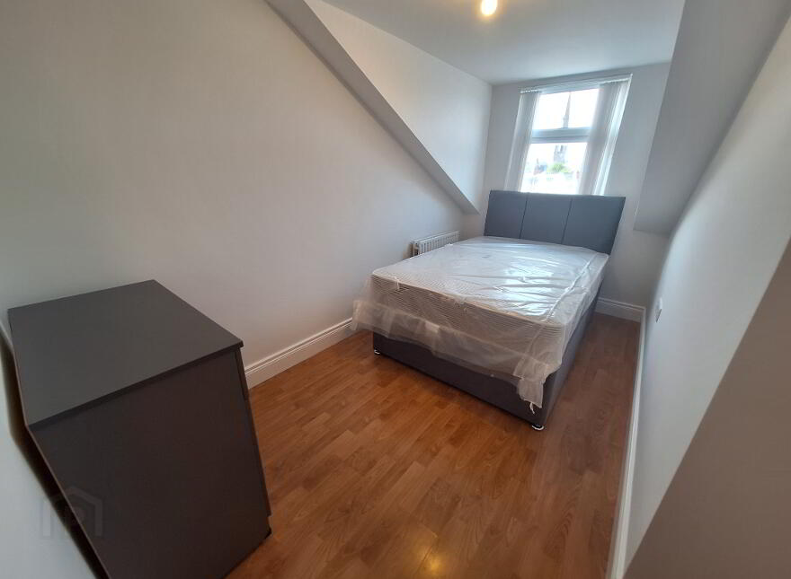49 Cromwell Road Apt 6, Belfast, BT7 1JX