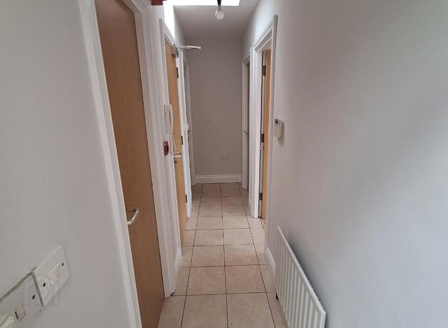 49 Cromwell Road Apt 6, Belfast, BT7 1JX