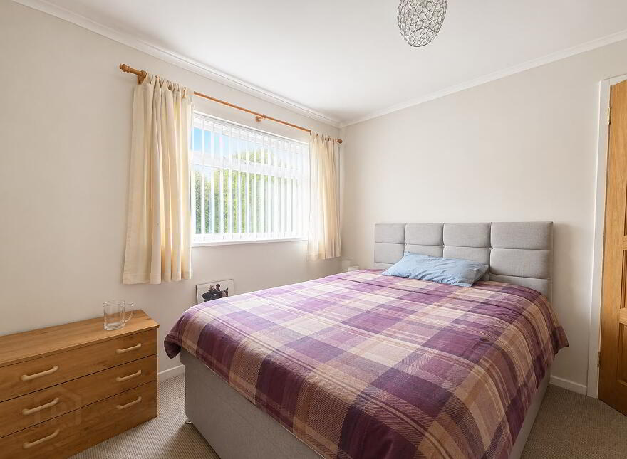 11 Newpark, Magheramorne, Larne, BT40 3HP