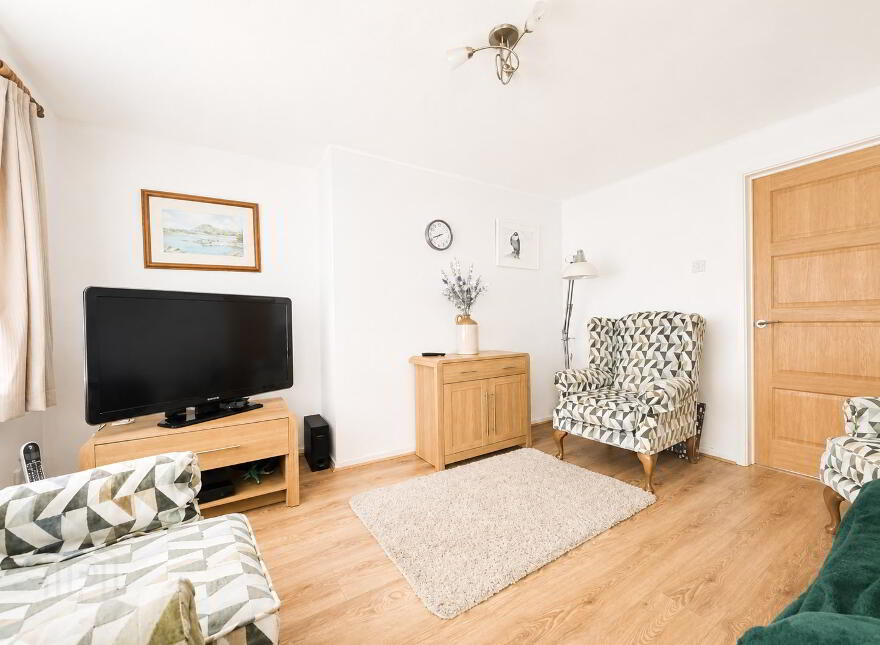 11 Newpark, Magheramorne, Larne, BT40 3HP