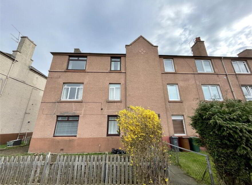 5/1 Stenhouse Avenue West, Edinburgh, EH11 3ER