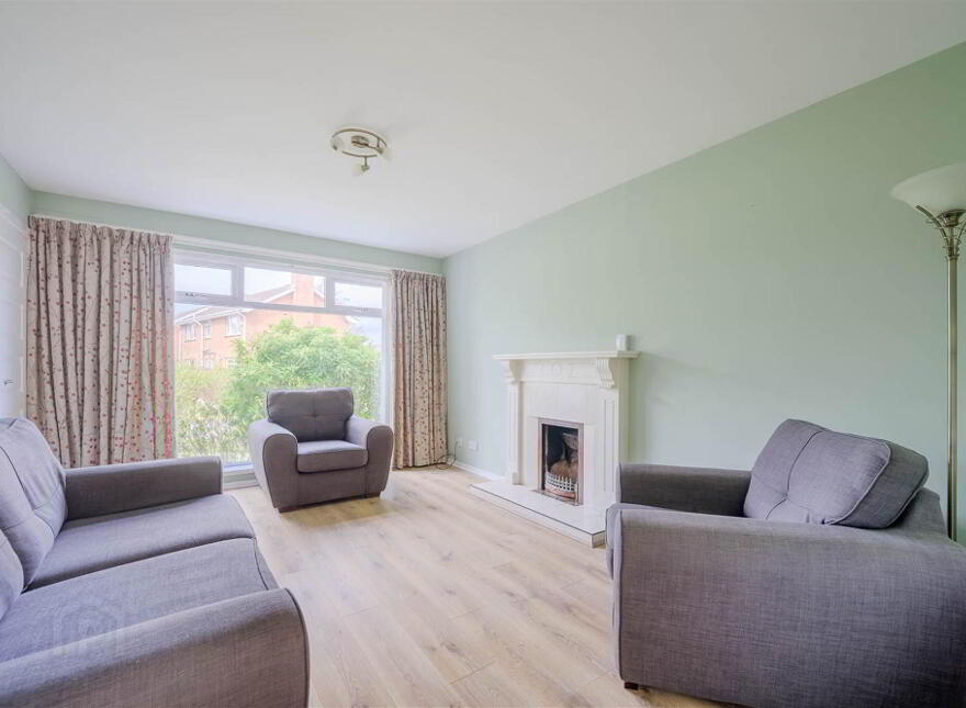 4 Strathyre Park, Belfast, BT10 0AZ