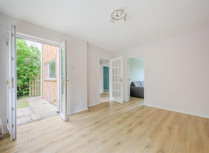 4 Strathyre Park, Belfast, BT10 0AZ