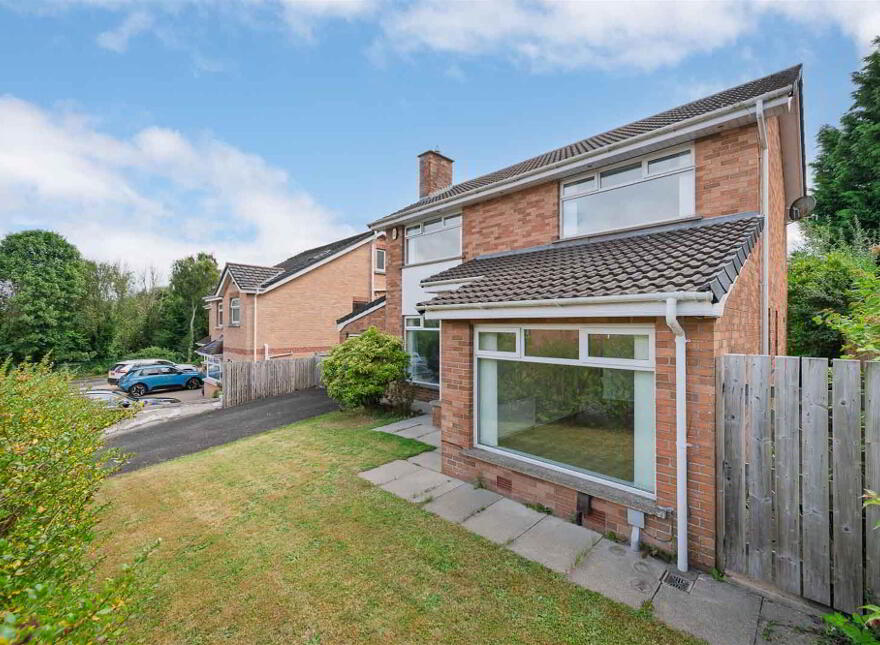 4 Strathyre Park, Belfast, BT10 0AZ