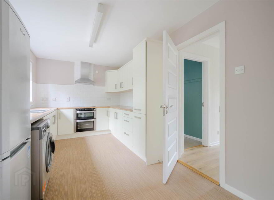4 Strathyre Park, Belfast, BT10 0AZ