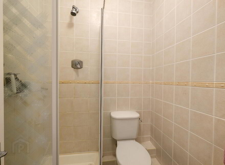 16 Saint Albans, Battery Road, N39A218