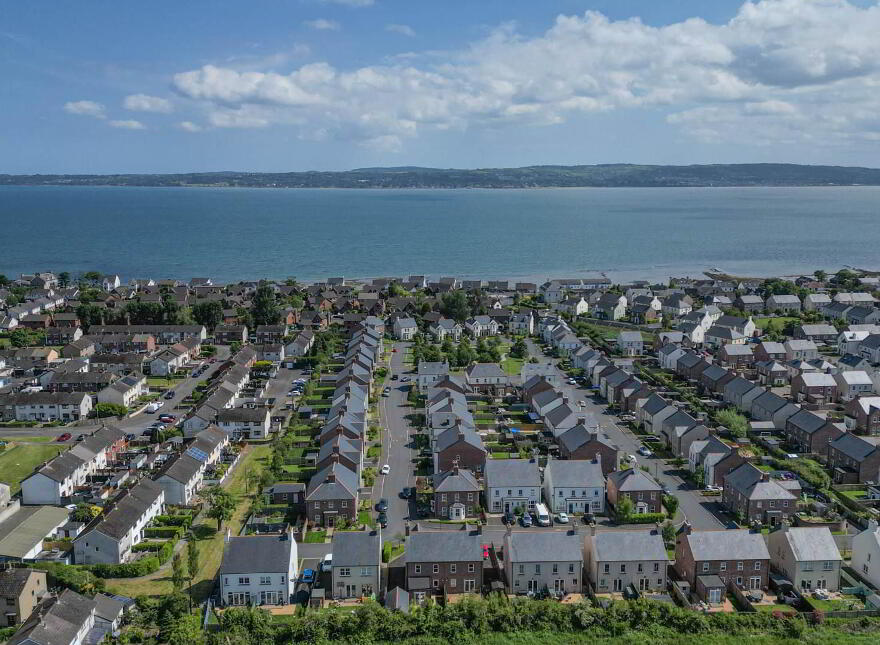 52 Hartley Hall Green, Greenisland, Carrickfergus, BT38 8FU