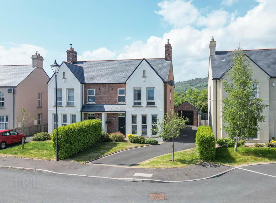 52 Hartley Hall Green, Greenisland, Carrickfergus, BT38 8FU