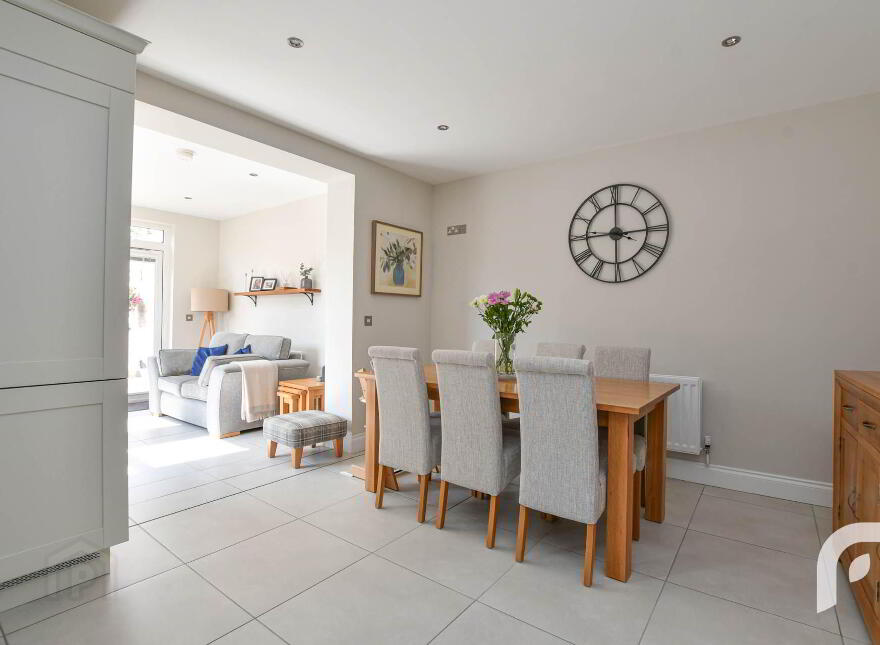 52 Hartley Hall Green, Greenisland, Carrickfergus, BT38 8FU