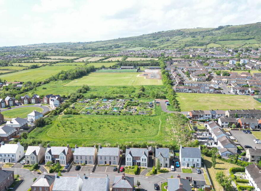 52 Hartley Hall Green, Greenisland, Carrickfergus, BT38 8FU