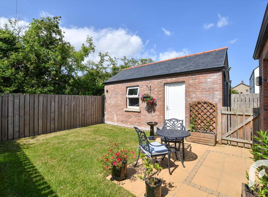 52 Hartley Hall Green, Greenisland, Carrickfergus, BT38 8FU