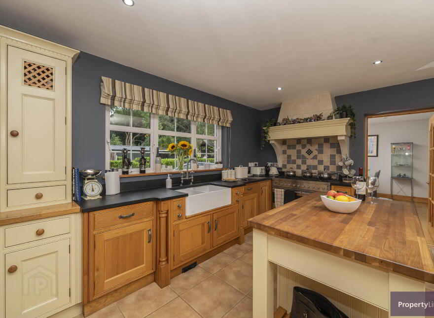 22 Ballytyrone Road, Loughgall, BT61 8QA