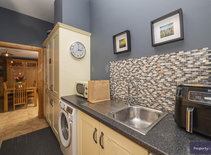 22 Ballytyrone Road, Loughgall, BT61 8QA