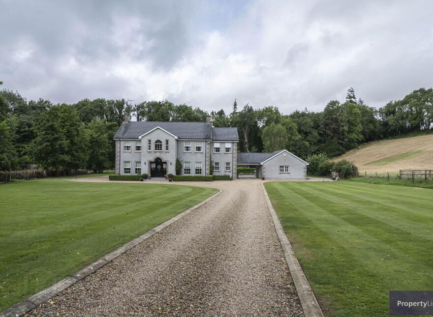 22 Ballytyrone Road, Loughgall, BT61 8QA