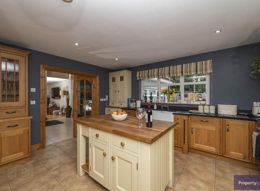 22 Ballytyrone Road, Loughgall, BT61 8QA