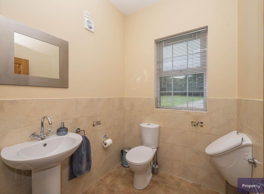 22 Ballytyrone Road, Loughgall, BT61 8QA