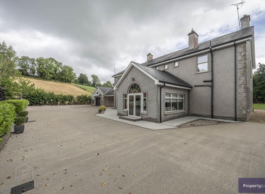 22 Ballytyrone Road, Loughgall, BT61 8QA