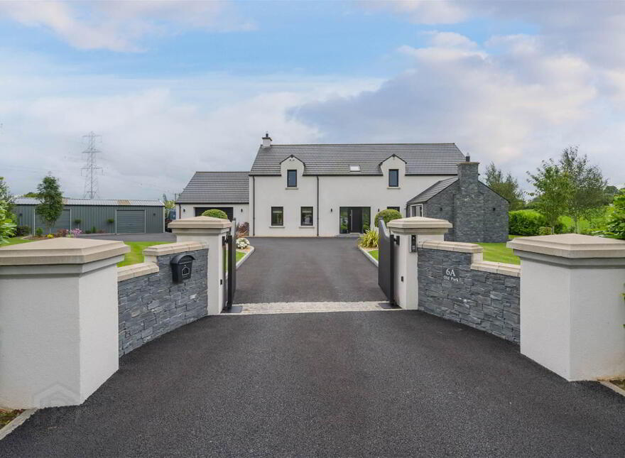 6A Oldpark Road, Lisburn, BT28 3QT