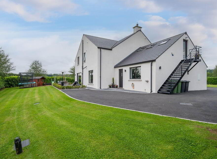 6A Oldpark Road, Lisburn, BT28 3QT