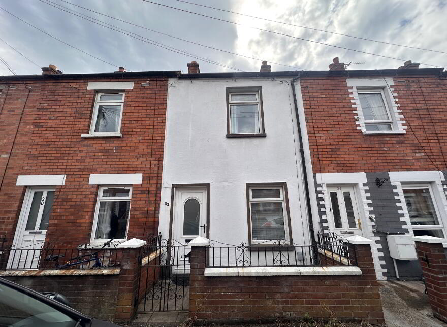 32 Runnymede Parade, Tates Avenue, Belfast South, Belfast, BT12 6NF photo