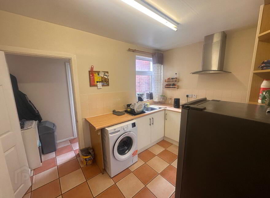 32 Runnymede Parade, Tates Avenue, Belfast South, Belfast, BT12 6NF
