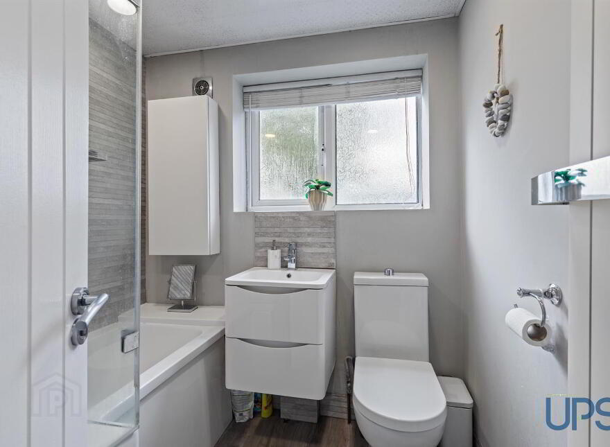 55 Orchardville Gardens, Belfast, BT10 0JU