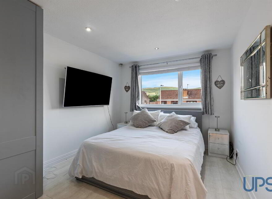 55 Orchardville Gardens, Belfast, BT10 0JU