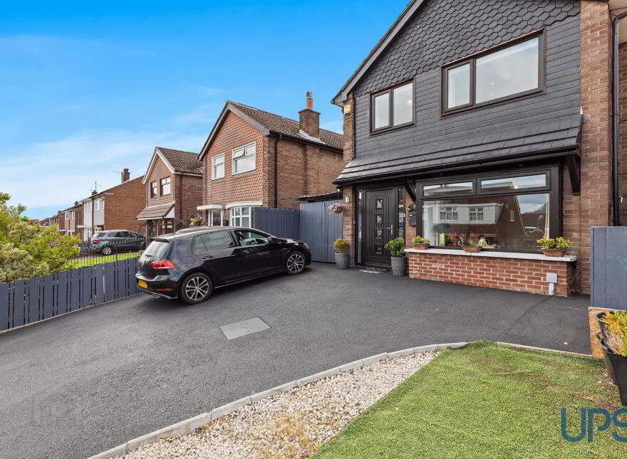 55 Orchardville Gardens, Belfast, BT10 0JU