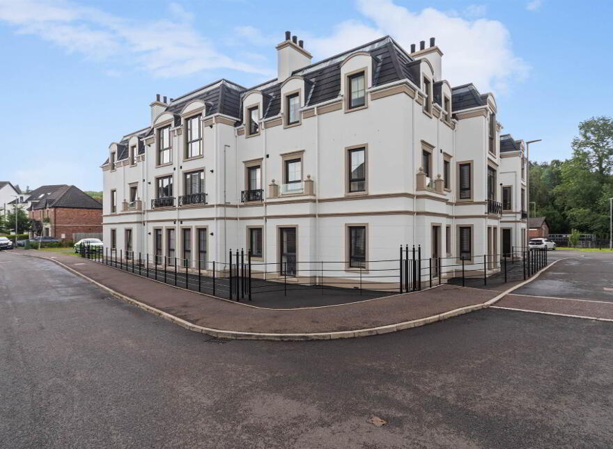 Apartment 6 8 Castlehill Wood, Castlehill Road, Belfast, BT4 3PJ