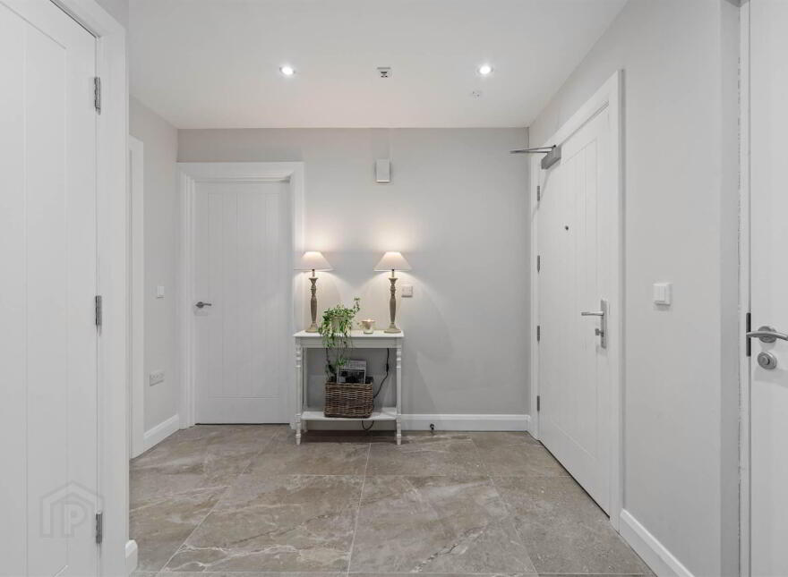 Apartment 6 8 Castlehill Wood, Castlehill Road, Belfast, BT4 3PJ