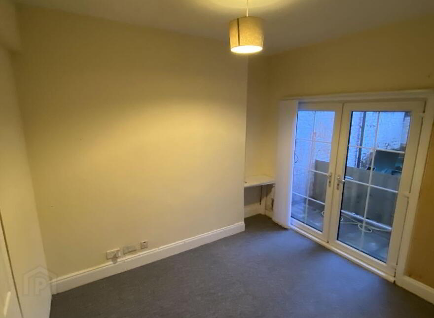 18 Woodvale Avenue, Belfast, BT13 3EW