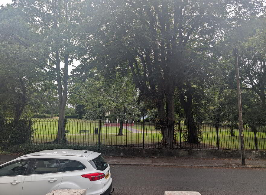 18 Woodvale Avenue, Belfast, BT13 3EW