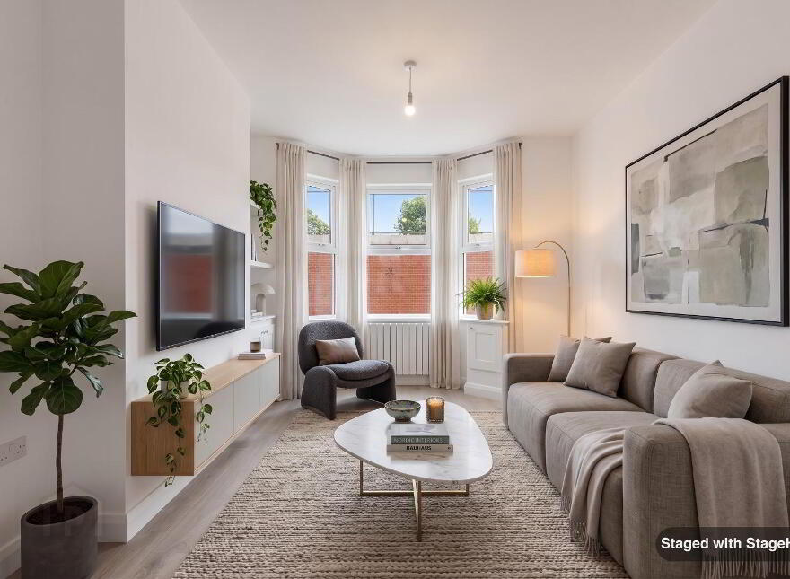 5 Pomona Avenue, Belfast, BT4 3AL
