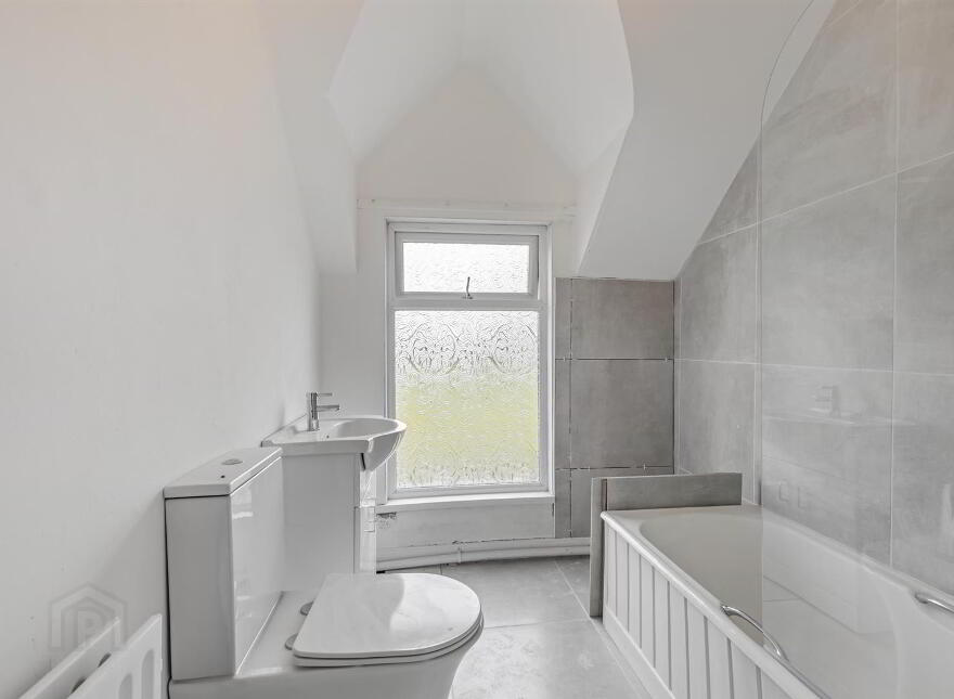32 Killaughey Road, Donaghadee, BT21 0BL