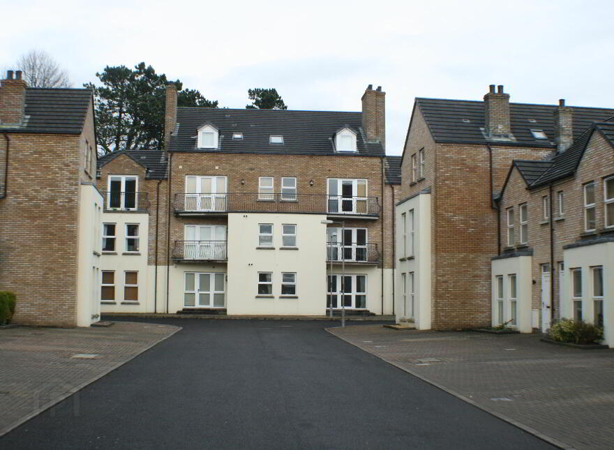 53 Cloonavin Green, Coleraine, BT52 1RG