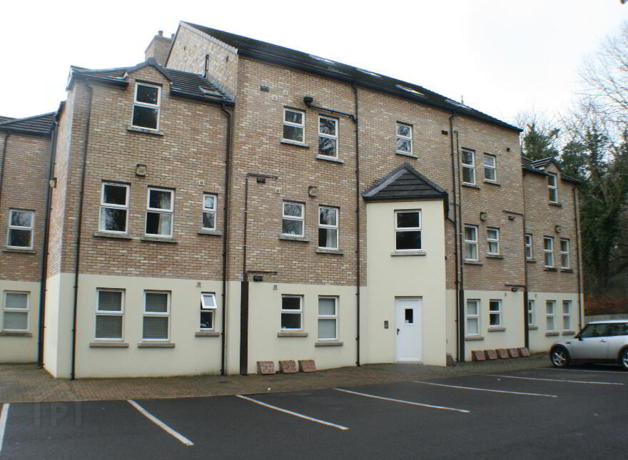 53 Cloonavin Green, Coleraine, BT52 1RG