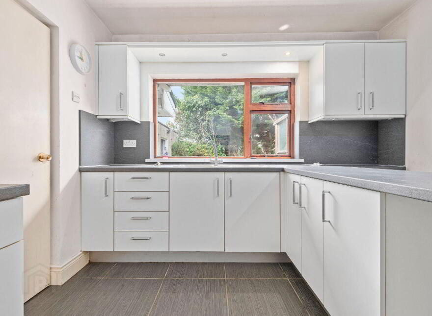5 Cloonavin Park, Coleraine, BT52 1RU