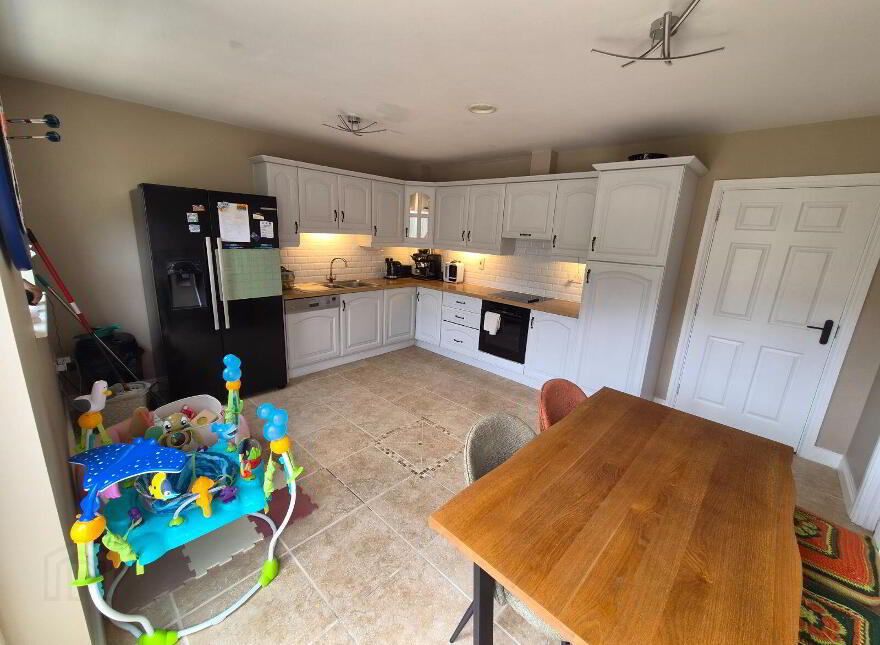 83 Coill Darach, Castleblayney, A75Y795