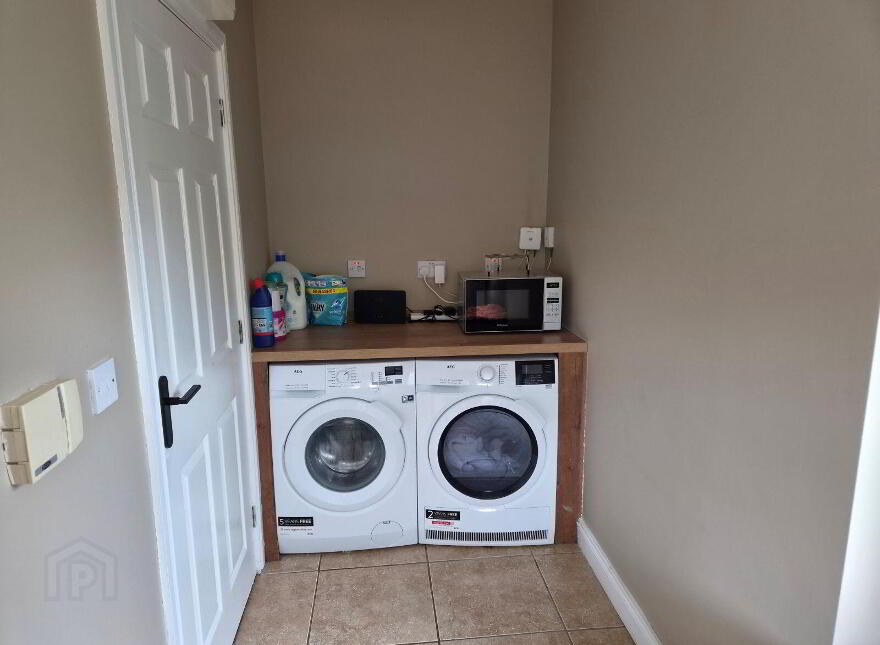 83 Coill Darach, Castleblayney, A75Y795