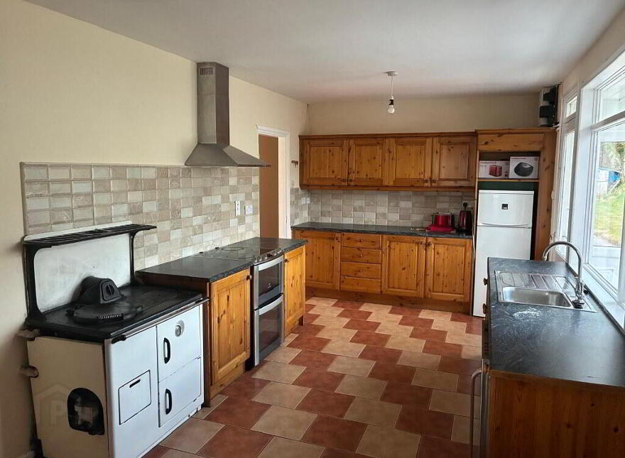 Ballynamultina, Clashmore, P36EH92