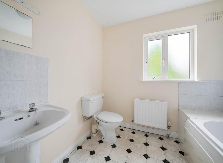 17 Knocknamona Crescent, Letterkenny, F92A6C9